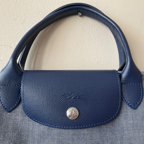 SOLD! Longchamp Navy Denim Horse Jockey Purse - Picture 8 of 16